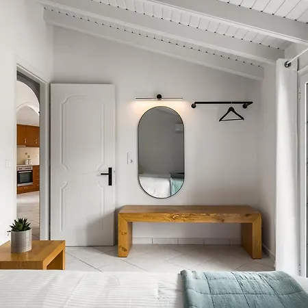 The Seaview Corner By Konnect, Corfu Apartament Ypsos