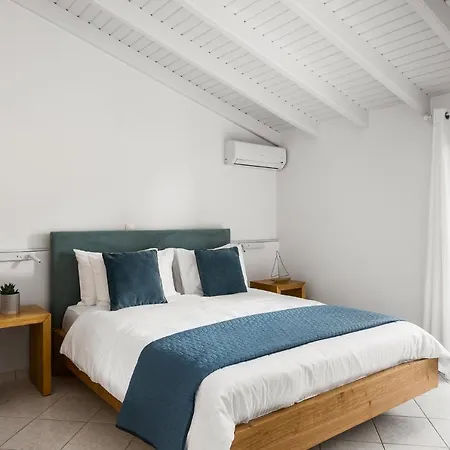 The Seaview Corner By Konnect, Corfu
