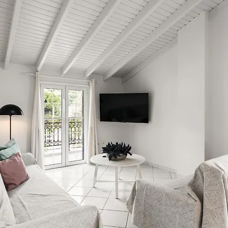 The Seaview Corner By Konnect, Corfu * Ýpsos